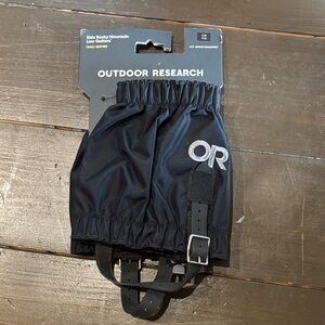 Outdoor Research kids Rocky Mountain low gaiters black NWT